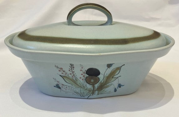 Thistle Buchan Pottery - Lidded Casserole Dish