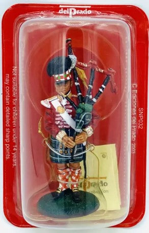 Figurine - 71st Glasgow Highlander Piper