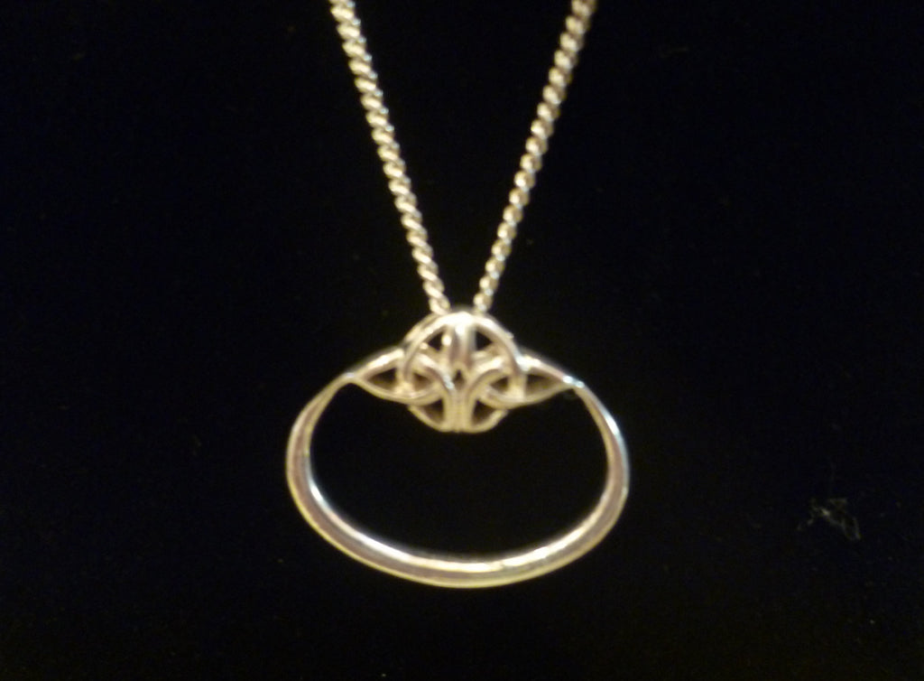 Double Trinity Oval Pendant